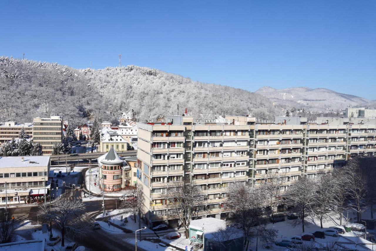 Krisztina Apartman Apartment Salgotarjan Luaran gambar